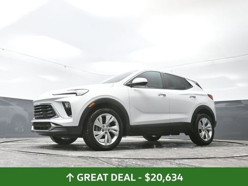 Used 2025 Buick Encore GX Preferred image 54