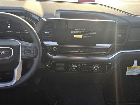 New 2026 GMC Sierra 1500 SLE image 14
