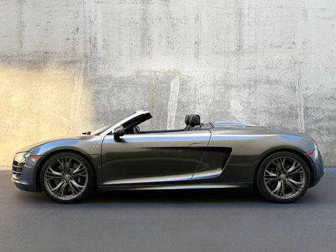 Used 2012 Audi R8 V10 image 11