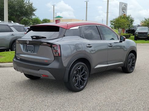 Certified 2025 Nissan Kicks SR FWD image 6