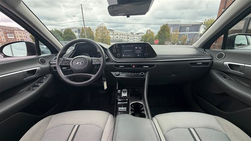 Used 2020 Hyundai Sonata SE w/ Cargo Package FWD image 19