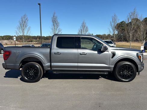 Used 2024 Ford F150 Lariat w/ FX4 Off-Road Package image 8