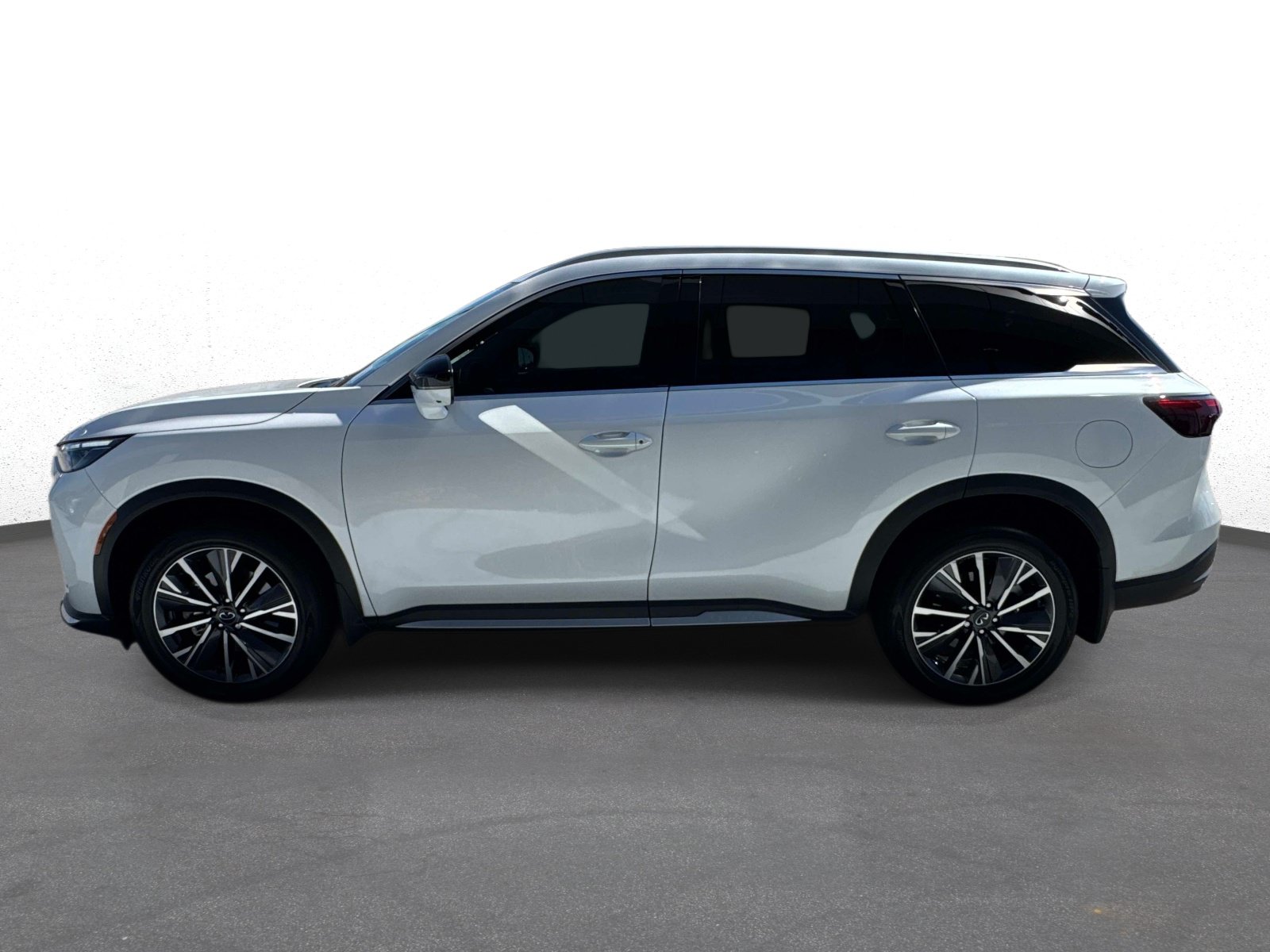 Used 2026 INFINITI QX60 Luxe w/ Cargo Package AWD/4WD image 6