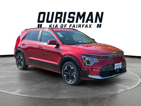 New 2026 Kia Niro Wind FWD image 1