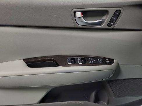 Used 2016 Kia Optima EX w/ Premium Package image 24