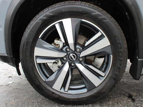 Used 2022 Nissan Rogue SL w/ SL Premium Package image 51