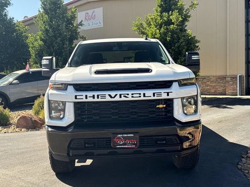 Used 2022 Chevrolet Silverado 2500 Custom w/ Custom Value Package AWD/4WD image 37