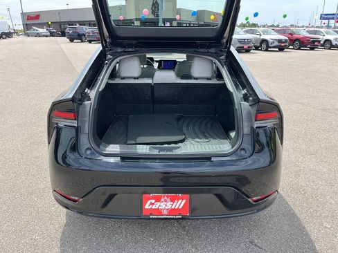 Used 2023 Toyota Prius XLE AWD/4WD image 28