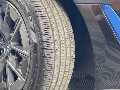 Used 2023 BMW i4 eDrive40 image 4