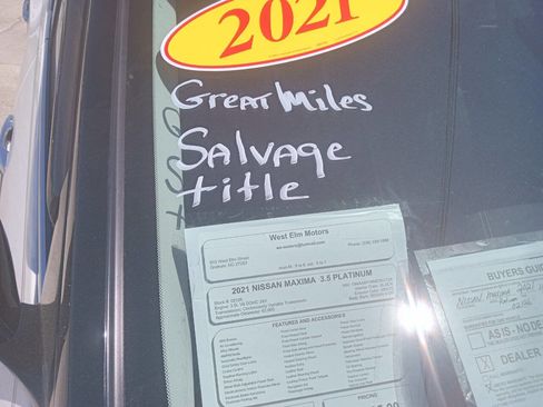 Used 2021 Nissan Maxima Platinum image 3