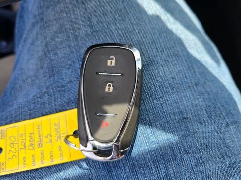 Used 2019 Chevrolet Equinox LS image 18