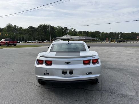 Used 2010 Chevrolet Camaro SS w/ RS Package RWD image 5