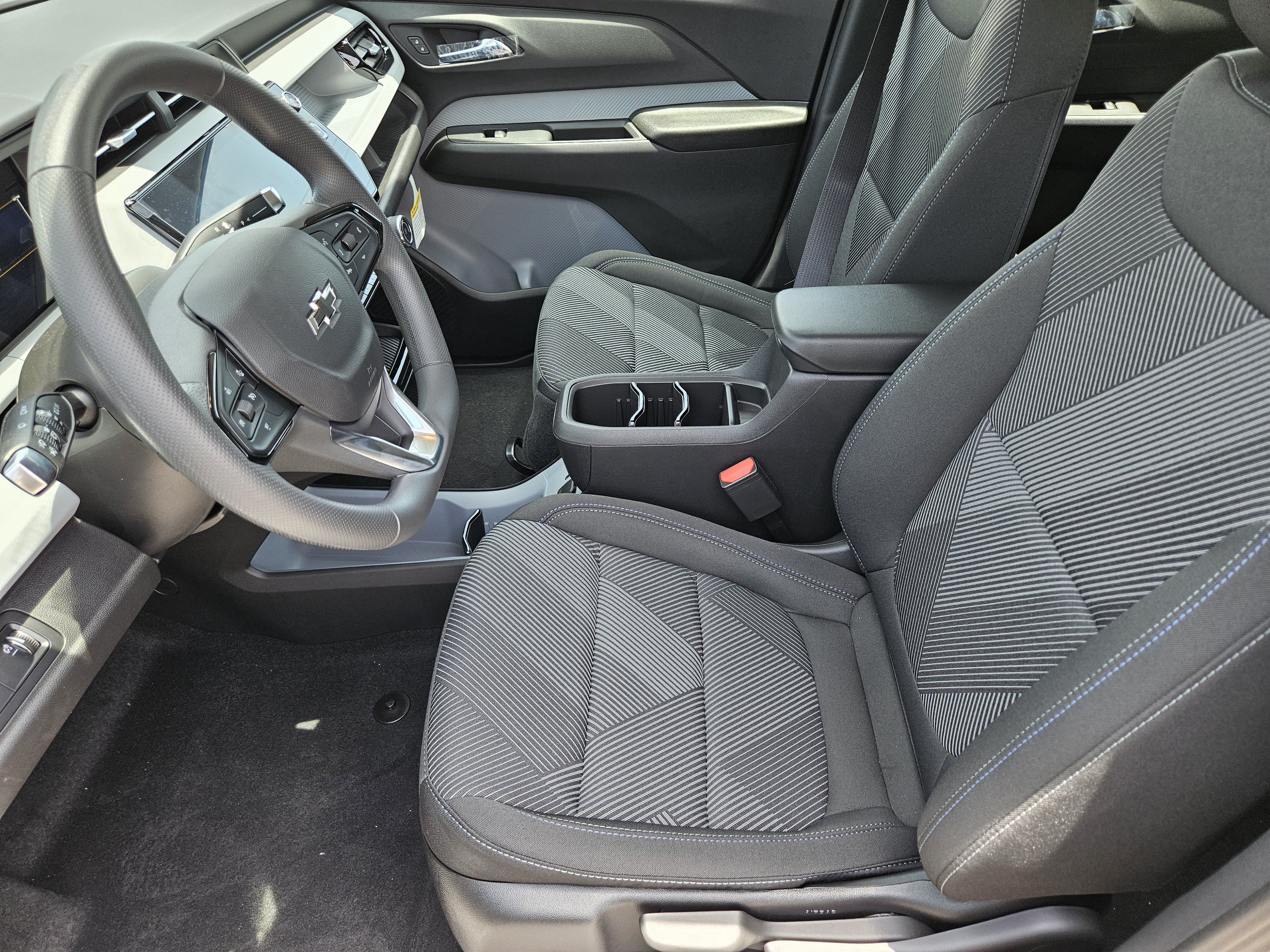 New 2027 Chevrolet Bolt LT FWD image 9