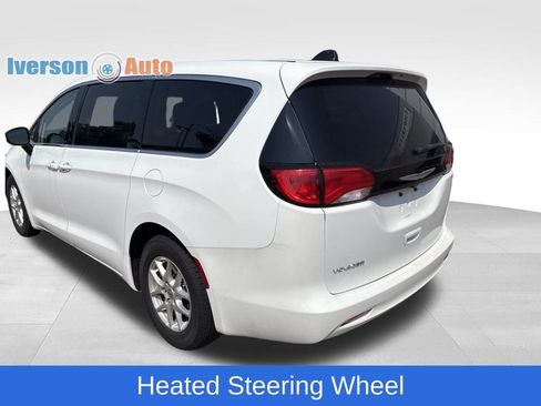 Used 2023 Chrysler Voyager LX FWD image 11