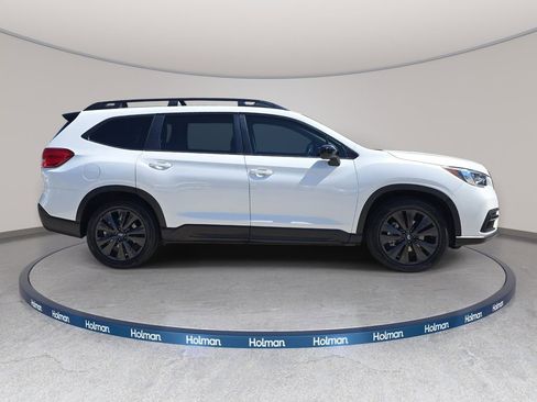 Used 2022 Subaru Ascent Onyx Edition image 5