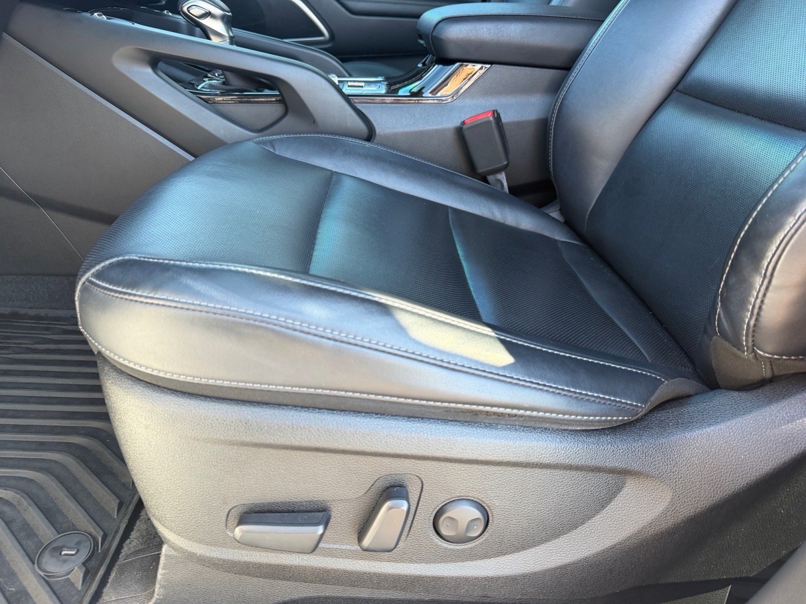 Used 2023 Kia Telluride S w/ S Sunroof Package AWD/4WD image 11