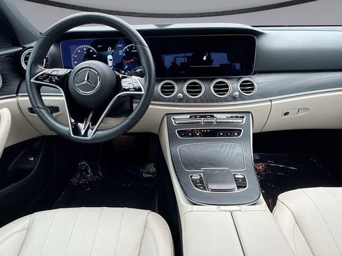 Used 2023 Mercedes-Benz E 350 4MATIC Sedan image 19