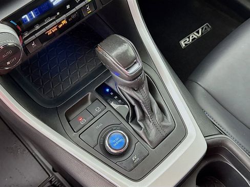 Used 2021 Toyota RAV4 XSE image 17