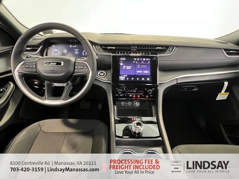 New 2025 Jeep Grand Cherokee L Laredo w/ Luxury Tech Group I image 16