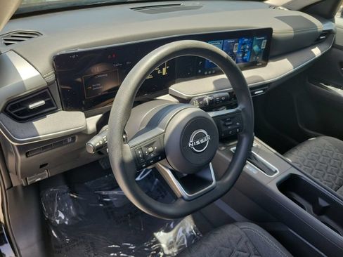 Certified 2026 Nissan Kicks SV FWD image 23