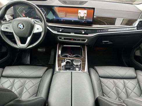 Certified 2023 BMW X7 xDrive40i w/ Premium Package image 16