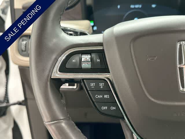 Used 2023 Lincoln Nautilus Reserve AWD/4WD image 9
