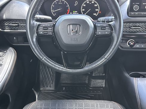 Used 2023 Honda HR-V Sport image 41