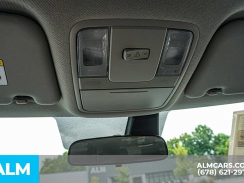 Used 2025 Kia Soul LX w/ LX Technology Package FWD image 33