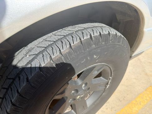 Used 2011 Ford Ranger XLT AWD/4WD image 4
