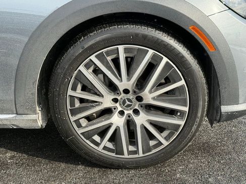 Used 2021 Mercedes-Benz E 450 4MATIC All-Terrain Wagon image 32