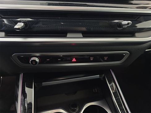 Certified 2023 BMW X7 xDrive40i w/ Executive Package image 25