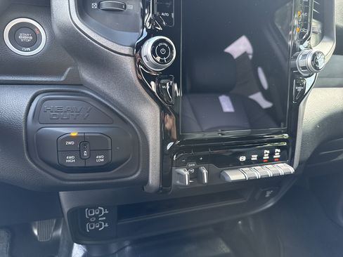 New 2026 RAM 3500 Tradesman AWD/4WD image 27