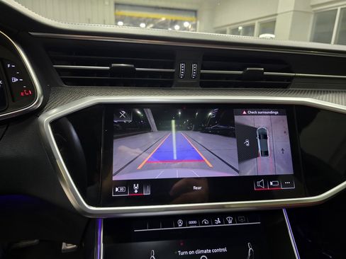 Used 2022 Audi S7 Prestige w/ Prestige Package image 25