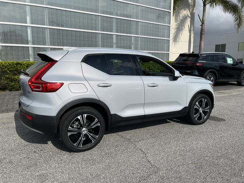 Used 2022 Volvo XC40 T5 Inscription w/ Advanced Package AWD/4WD image 9