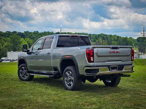 New 2026 GMC Sierra 2500 SLE w/ SLE Value Package; AWD/4WD image 7