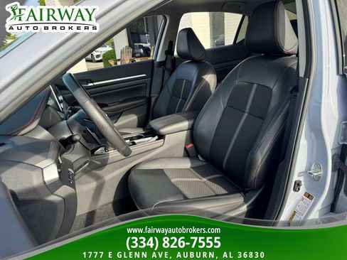 Used 2024 Nissan Altima 2.5 SR image 10