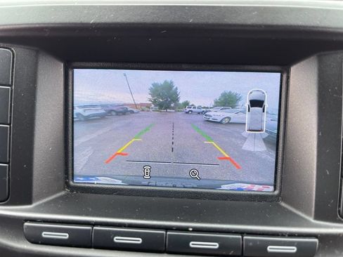 Used 2019 Ford Explorer XLT AWD/4WD image 9