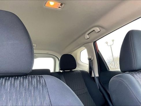 Used 2020 Nissan Rogue SV image 24