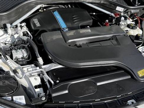 Used 2017 BMW X5 xDrive40e image 22