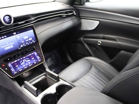 Used 2023 Maserati Grecale GT image 24