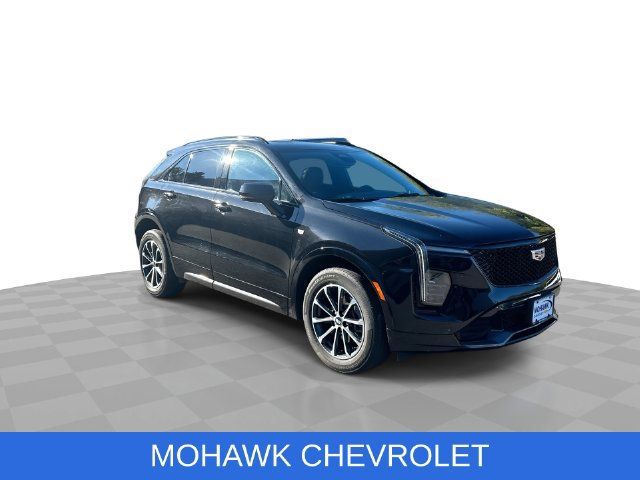 Used 2024 Cadillac XT4 Sport w/ Cold Weather Package AWD/4WD image 2