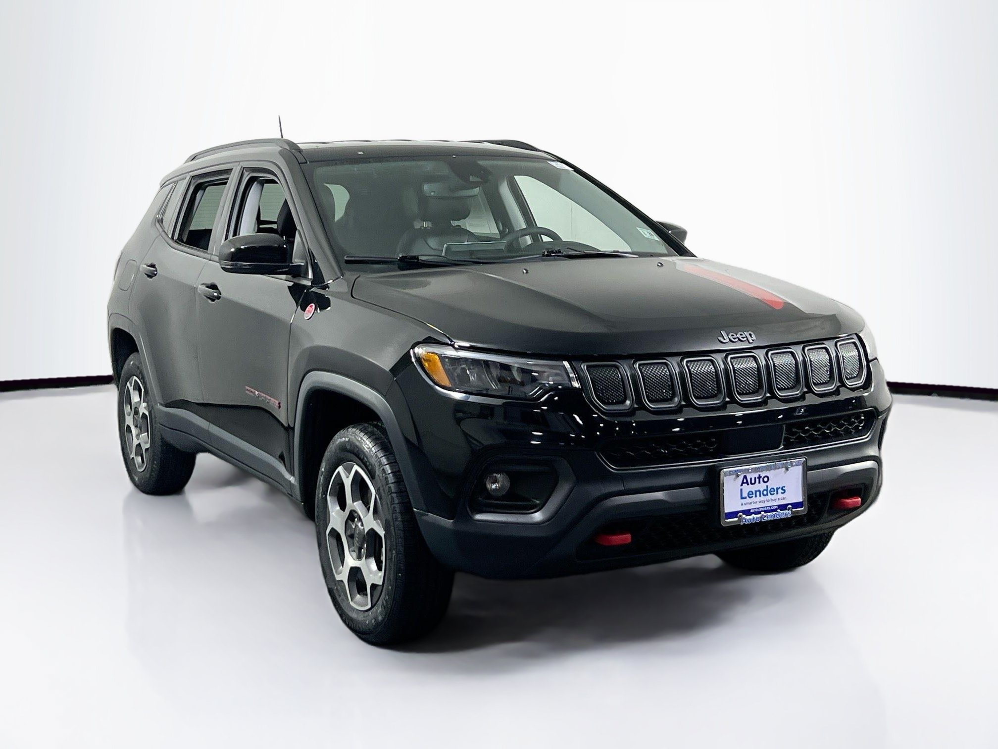 Used 2022 Jeep Compass Trailhawk AWD/4WD image 3