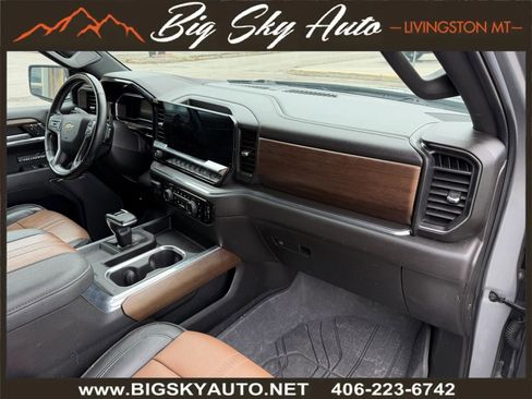 Used 2024 Chevrolet Silverado 1500 High Country image 21