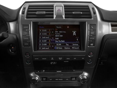 Used 2014 Lexus GX 460 image 10
