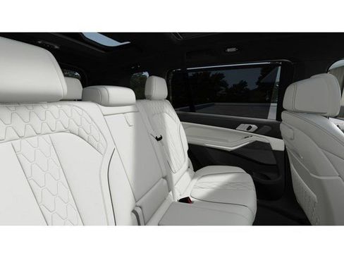 New 2026 BMW X7 xDrive40i w/ M Sport Package image 12