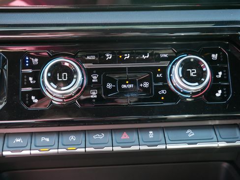 New 2026 GMC Sierra 1500 AT4 w/ Technology Package image 8