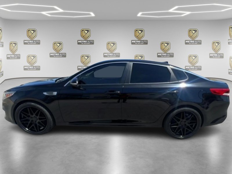 Used 2016 Kia Optima LX FWD image 2