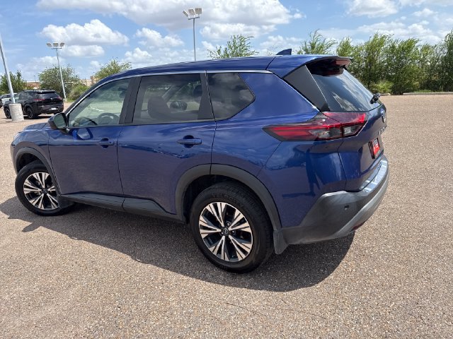 Used 2023 Nissan Rogue SV FWD image 5