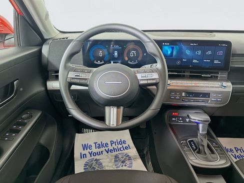 Used 2025 Hyundai Kona SEL image 20