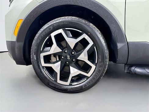 Used 2024 Hyundai Santa Cruz Limited image 8